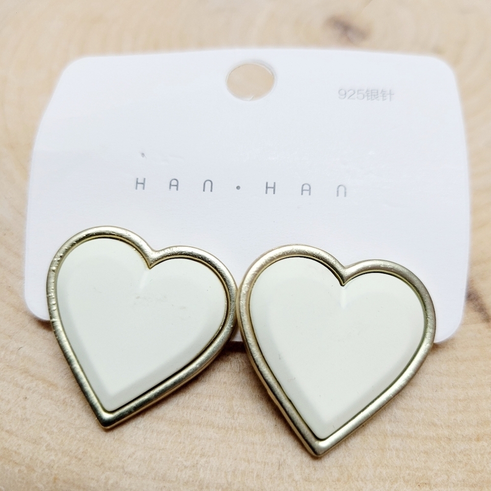 Brand New Gold Tone White Heart Earrings